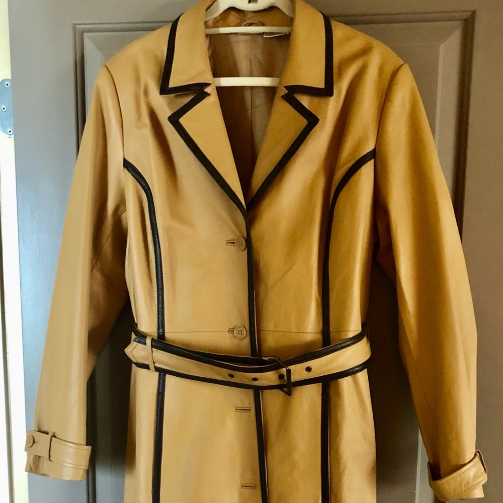 Leather long coat with dramatic contrast